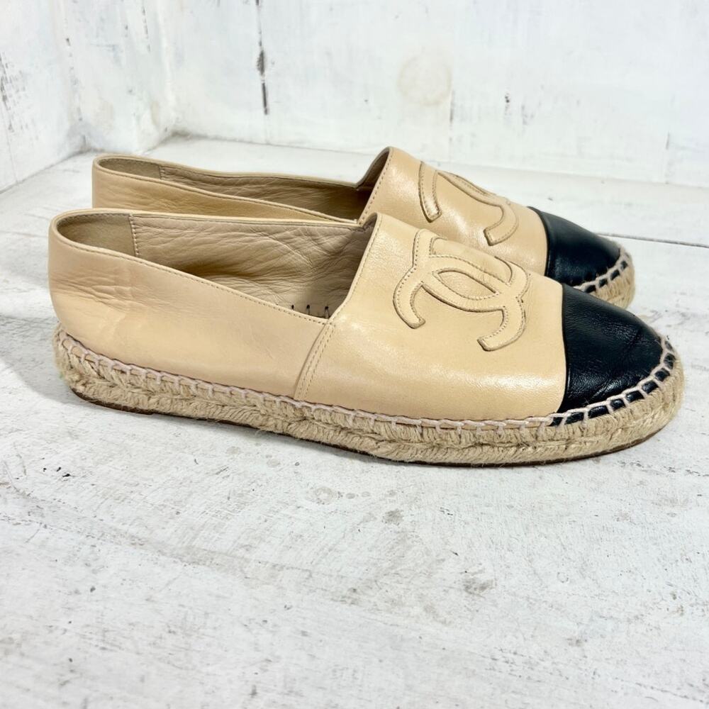 Chanel Lambskin Leather Cap Toe Espadrilles Loafer Flat Beige/Black Women's 37 - Picture 3 of 9
